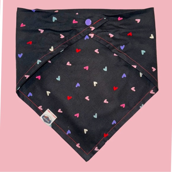 🐶🐱Handmade Be Mine Dog or Cat Pet Bandana Scarf with Snap Button 💕❤️💛💜💙🧡 - Picture 2 of 2